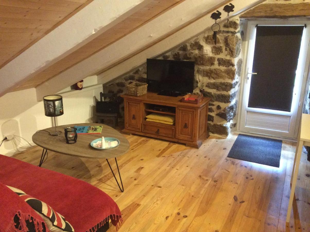 Le Carre Gourmand Vila Le Chambon-sur-Lignon Exterior foto