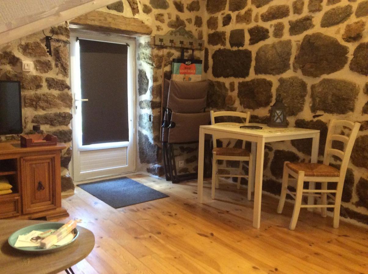 Le Carre Gourmand Vila Le Chambon-sur-Lignon Exterior foto